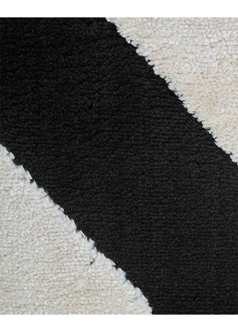 Tapete Moderno Neutro con Diseño Geométrico en Gris Oscuro OPTIKA - Vista alternativa