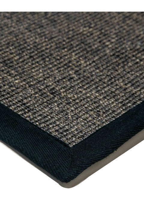 Tapete de Fibra Natural Gris Oscuro con Ribete Negro