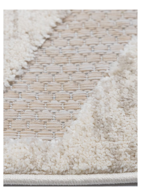 Tapete Geométrico Marfil con Grecas Angulares en Relieve