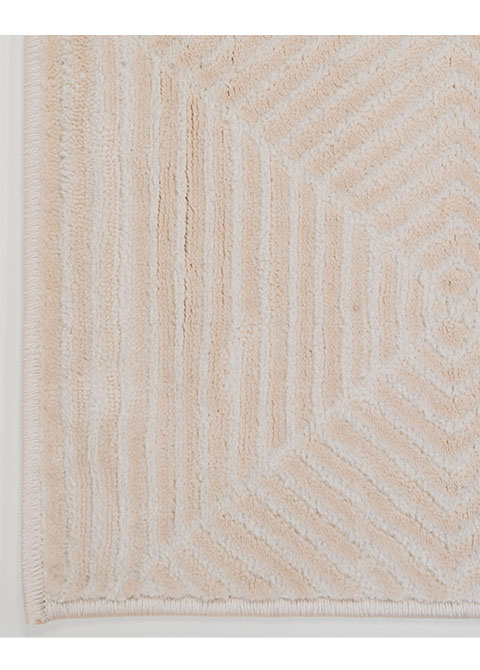Tapete Geométrico Marfil con Rombos en Relieve