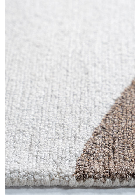 Tapete Abstracto Blanco con Formas Curvas en Topo y Arena