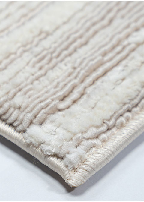 Tapete Texturizado Marfil con Estrías Cortas en Relieve