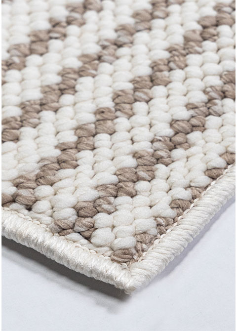 Tapete Geométrico Beige con Bandas de Punto Escalonadas