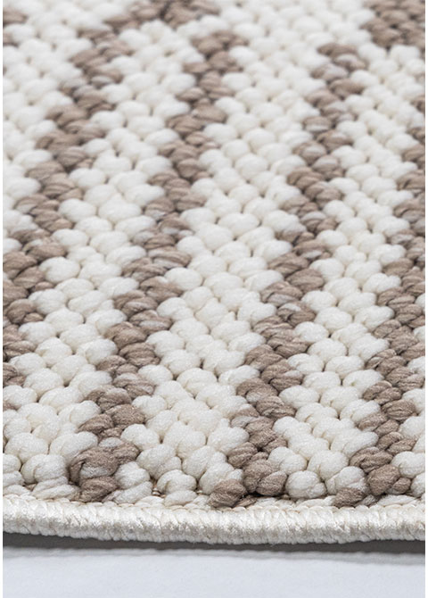 Tapete Geométrico Beige con Bandas de Punto Escalonadas