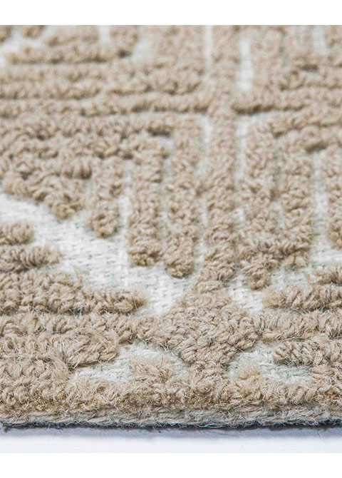 Tapete Geométrico Beige con Retícula de Triángulos Tallados