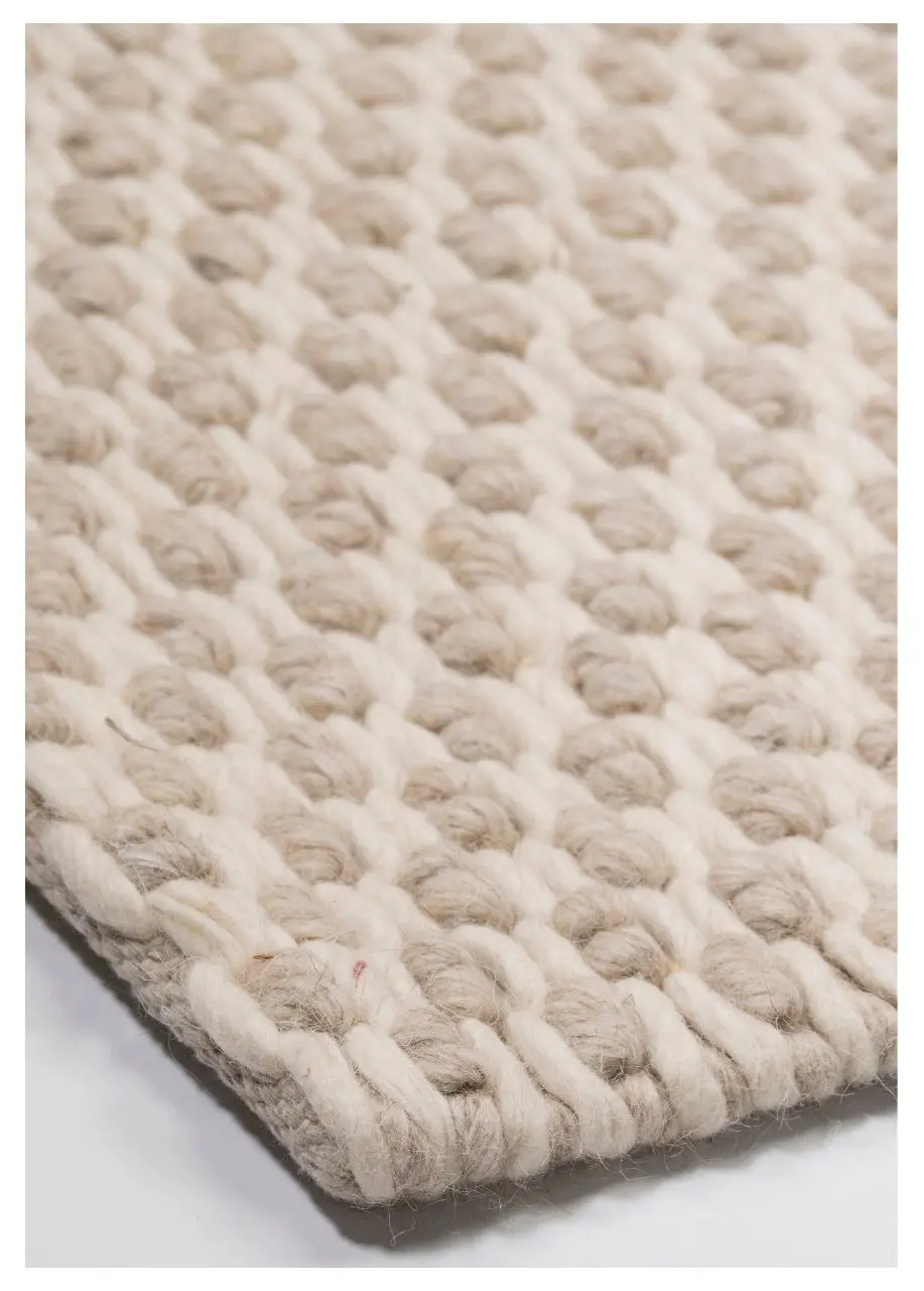 Tapete Tejido Beige con Relieve de Nudo Ovalado