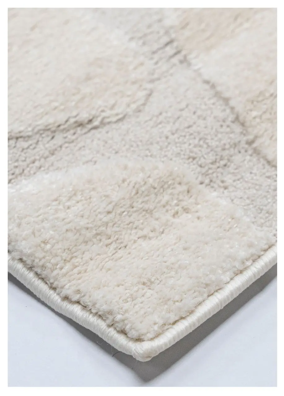 Tapete Monocromo Marfil con Empedrado en Relieve Tallado