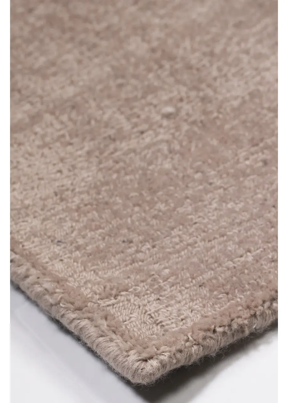 Tapete Texturizado Rosa Palo con Franjas Anchas en Beige