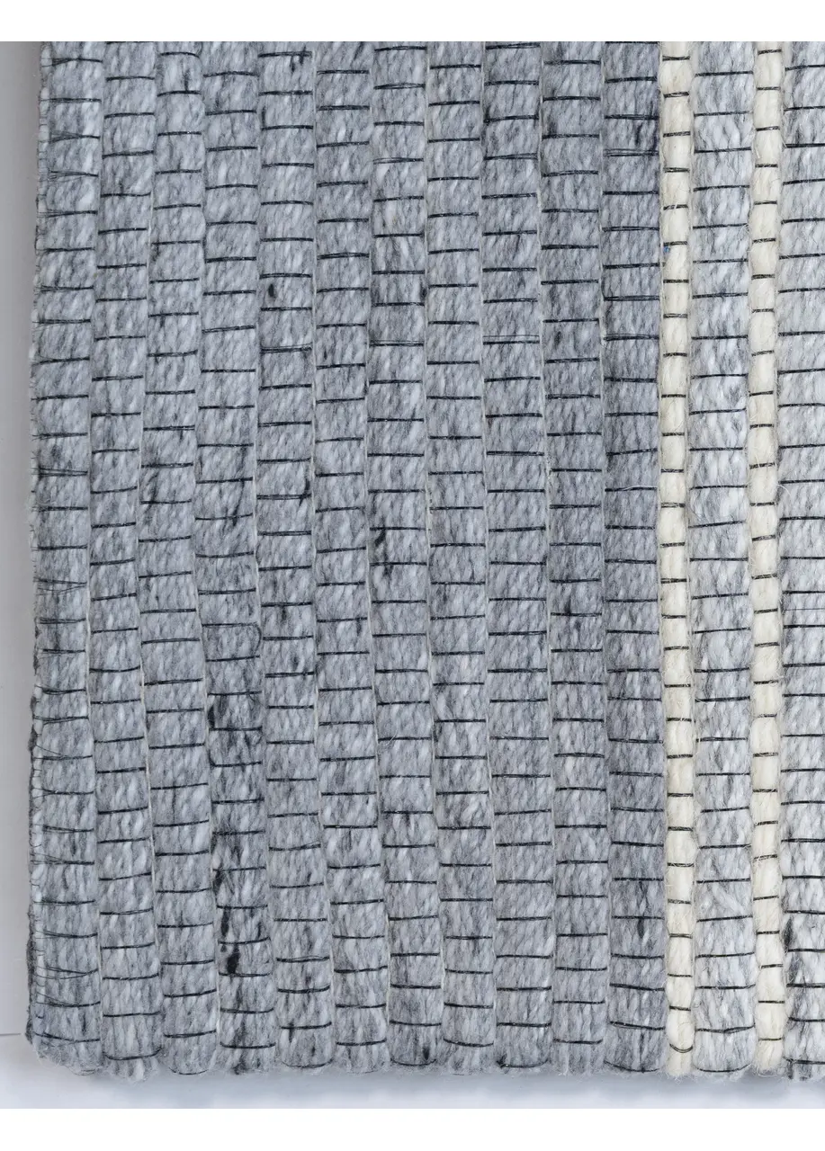 Tapete Tejido Gris Perla con Rayado Marfil y Cabeceras