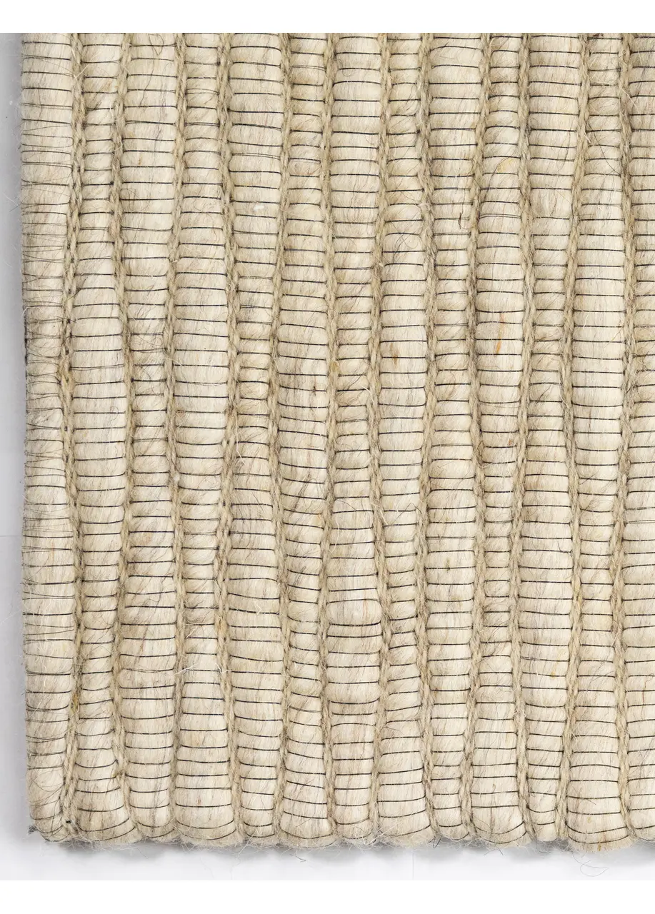 Tapete Tejido Beige con Cordones Ondulados