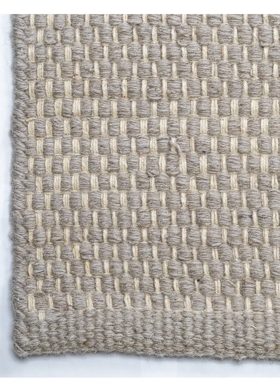 Tapete Tejido Gris Topo con Trama de Nudo en Marfil