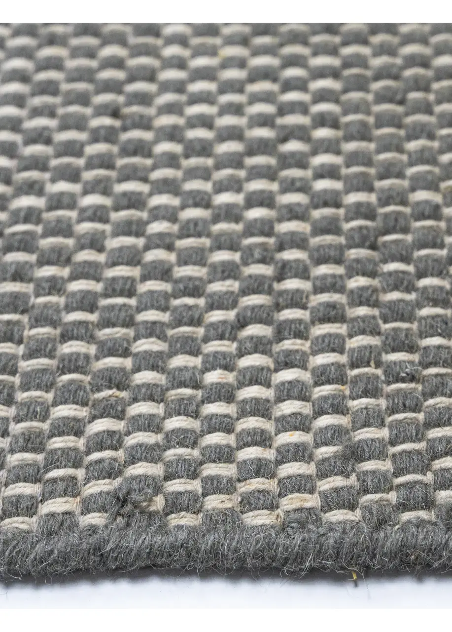 Tapete Tejido Gris Oscuro con Damero en Marfil