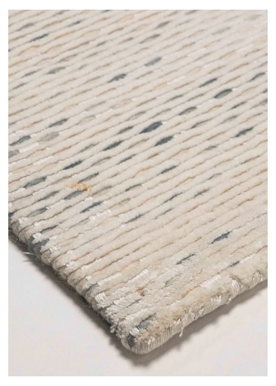 Tapete Texturizado Blanco con Punto Moteado y Nueve Medidas